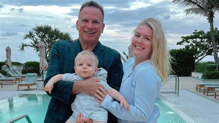 Chelsea Ambriz Bio, If Married, Who is Her Husband? Net Worth and Salary