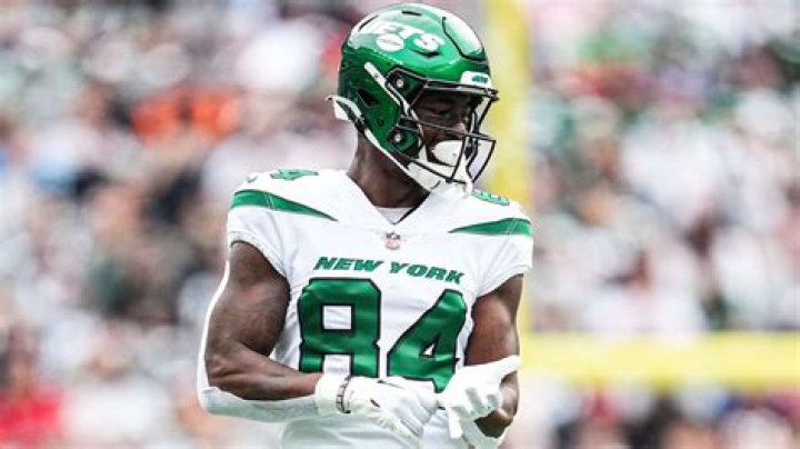 Corey Davis - Celebrity