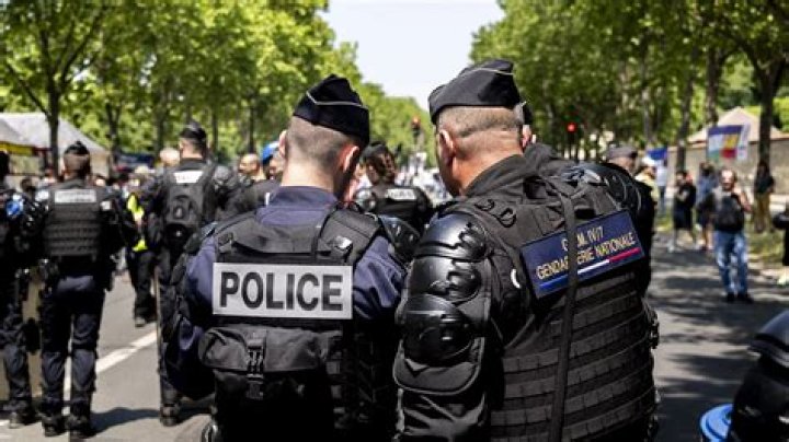 Florent Menesplier Policier Archives - Médias Célèbres