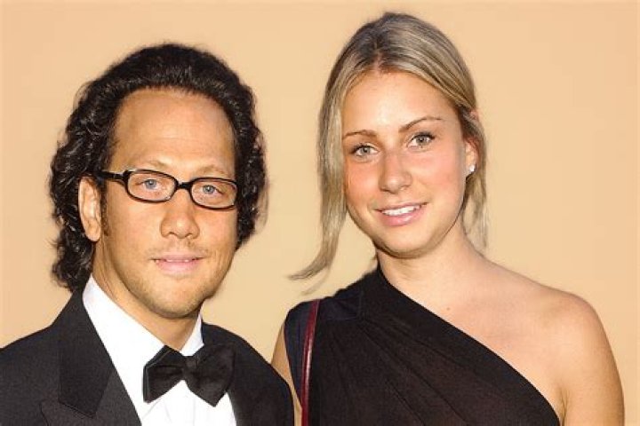 Helena Schneider Bio; Age, Daughter, Wiki, Husband, Family, Facts