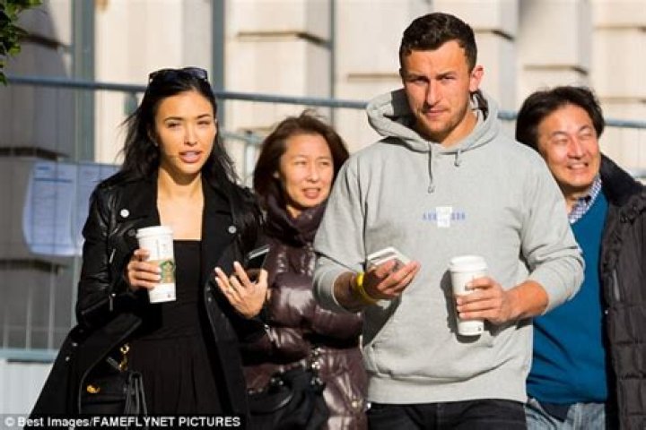 Johnny Manziel Girlfriend, Sister, Parents, Net Worth, Height, Salary, Family