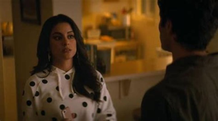 Know About Carmela Zumbado; You, Nationality, Birthday, Height, Bio