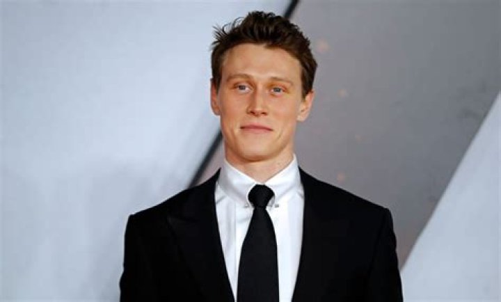 Know About George MacKay; Movies, 1917, Height, Net Worth, Parents