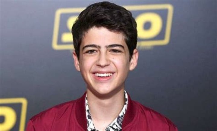 Know About Joshua Rush; Bisexual, Family, Bio, Movies, Height, Facts