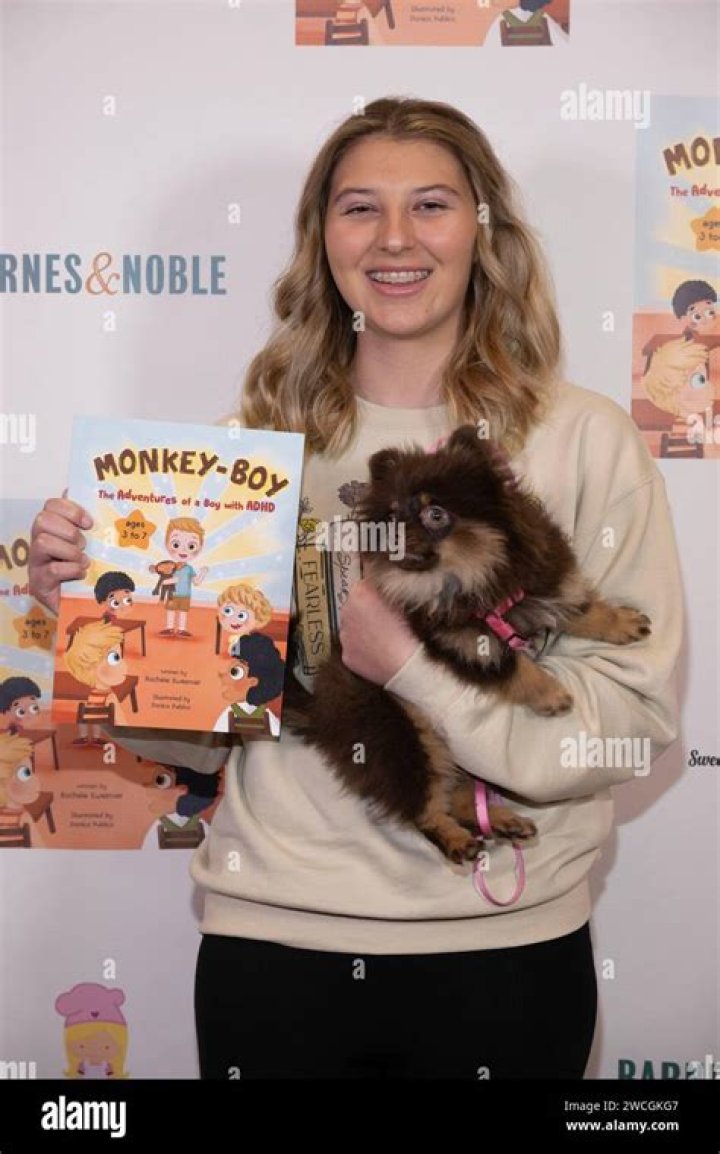 Mackenzie Hancsicsak Wiki, Bio, Age, Height, Instagram, Net Worth