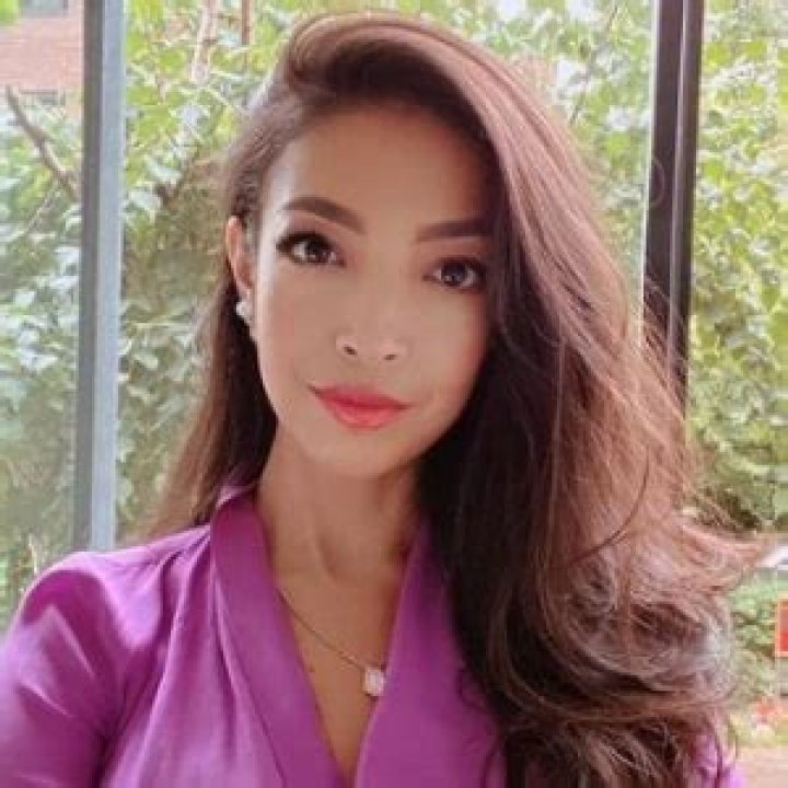 Mina Rzouki Wiki; Husband, Family, Age, Nationality, Podcast & Facts