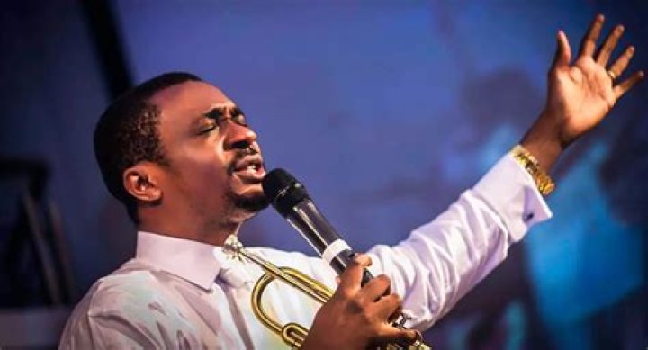 Nathaniel Bassey Biography: Wife, Songs, Age, Net Worth, Wikipedia, Pictures, Album, Children