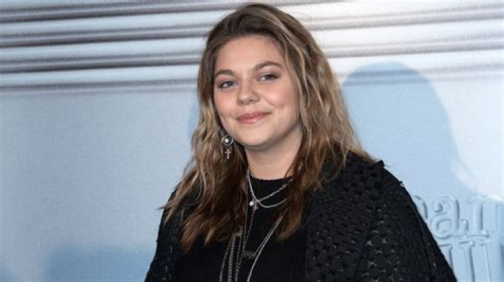 Prenom De La Fille De Louane