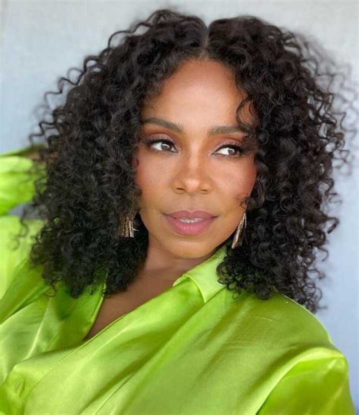 Sanaa Lathan Biography: Age, Net Worth, Height, Instagram, Parents, Spouse, Siblings, Movies, Awards, Wiki