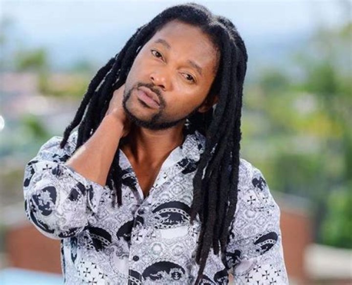 Simphiwe Majozi Biography: Songs, Real Wife, Car, Net Worth, Age, Movies, Wikipedia